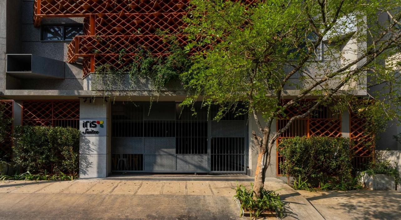 Iris Suites Bangalore Exterior photo